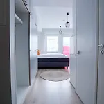 Lapin Loiste 1, Modern Studio, Free Parking And Wifi Huoneisto