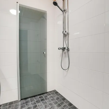 Lapin Loiste 1, Modern Studio, Free Parking And Wifi Apartment *